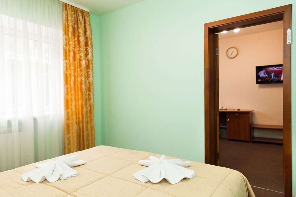 U Fontana Hotel مينسك المظهر الخارجي الصورة