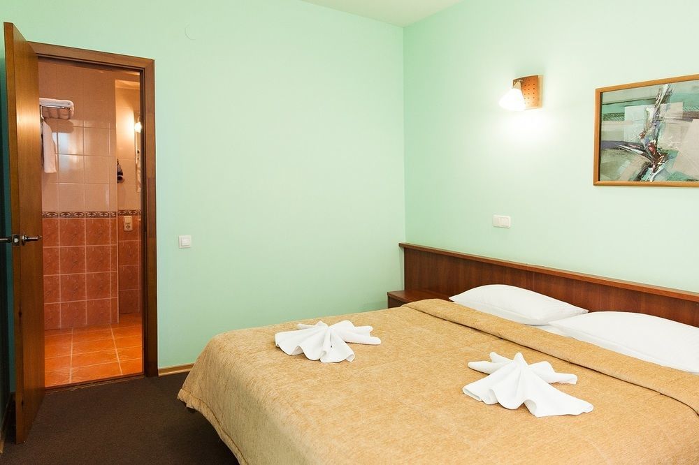 U Fontana Hotel مينسك المظهر الخارجي الصورة